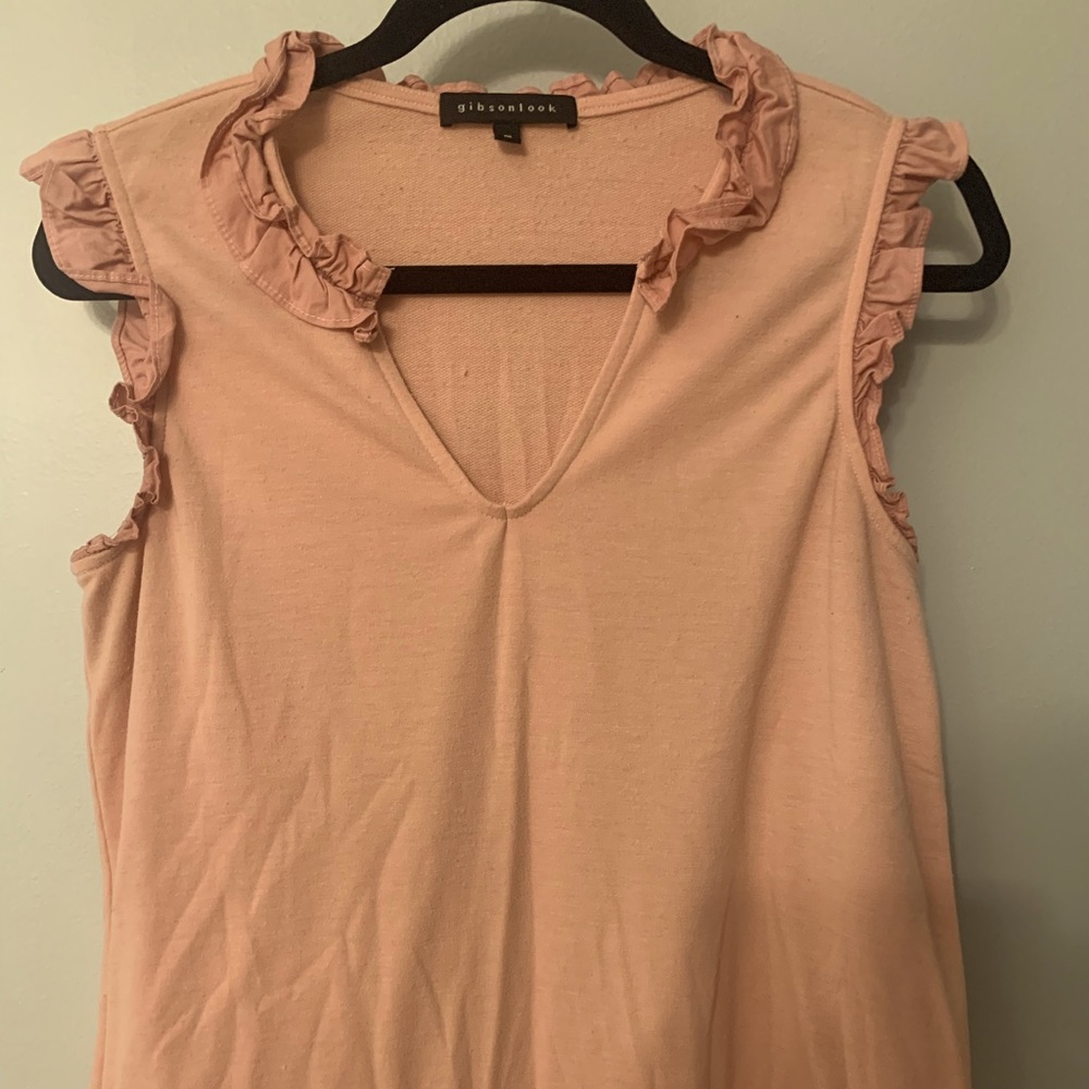 Women’s Gibson Look Pink Sleeveless Ruffle Top Size Medium